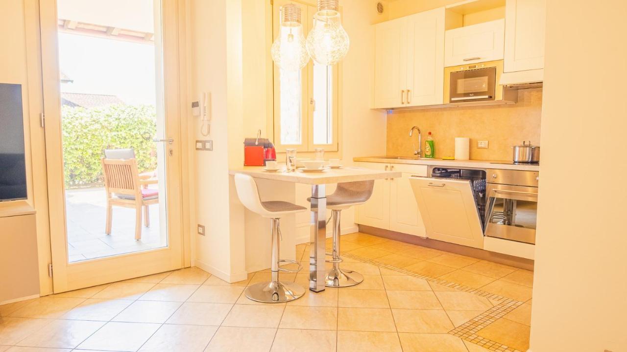 Endless Summer Sirmione - Italian Homing Exterior photo