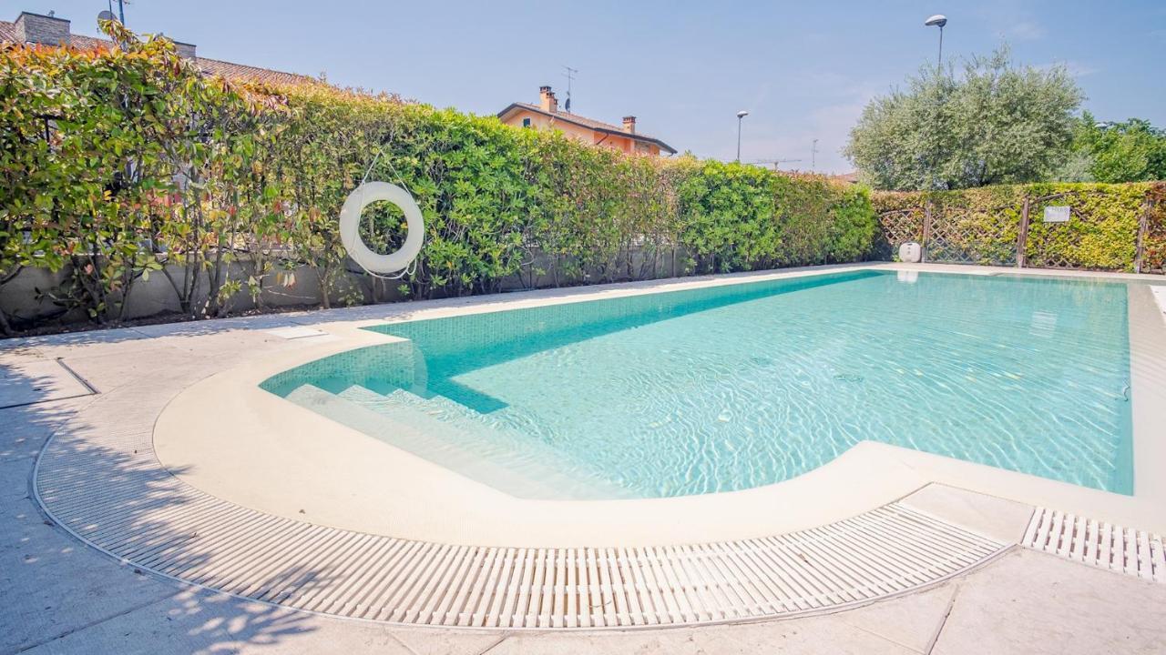 Endless Summer Sirmione - Italian Homing Exterior photo